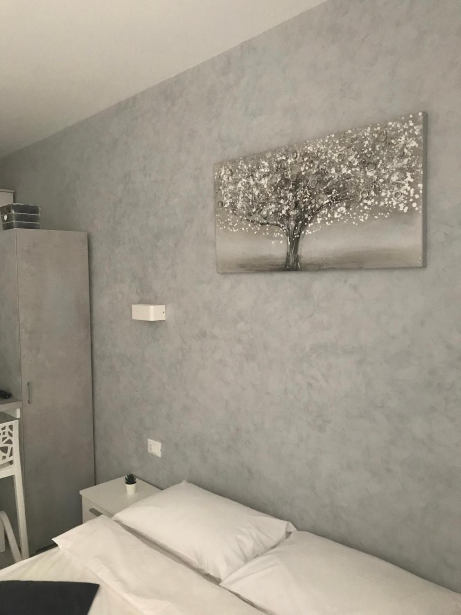 Andjela Apartment Triëst Buitenkant foto