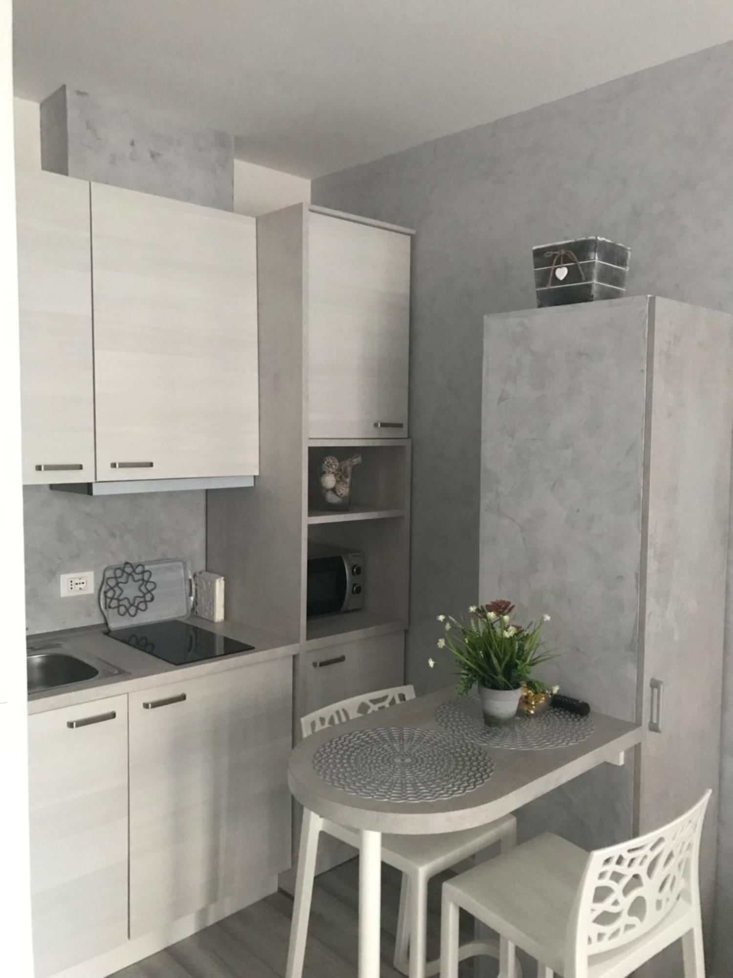 Andjela Apartment Triëst Buitenkant foto